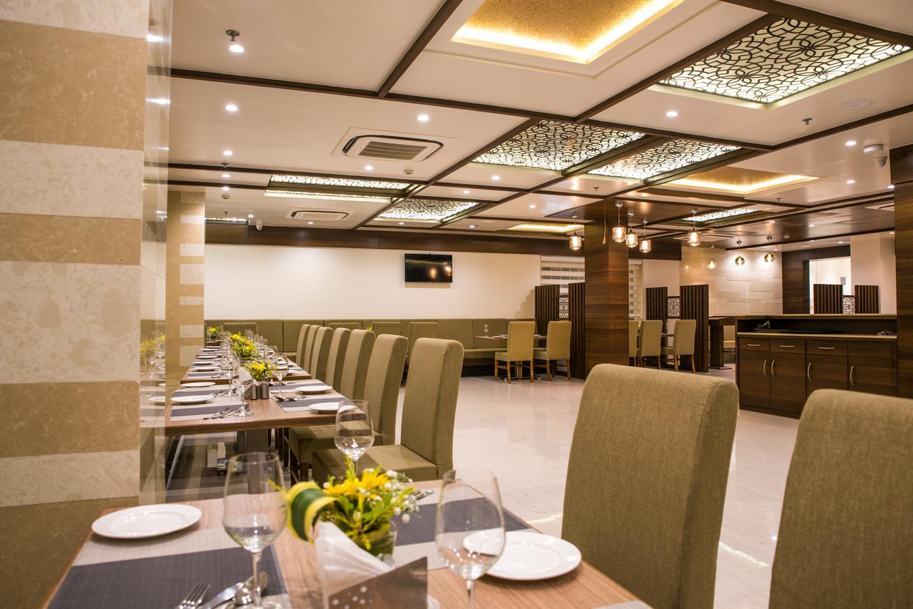Hotel Grand Rio Nashik Dış mekan fotoğraf