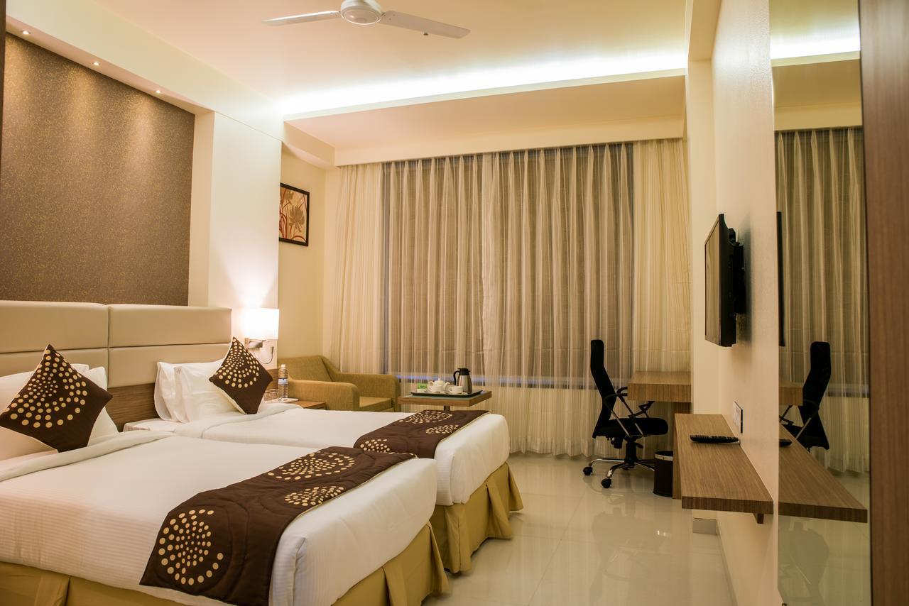 Hotel Grand Rio Nashik Dış mekan fotoğraf
