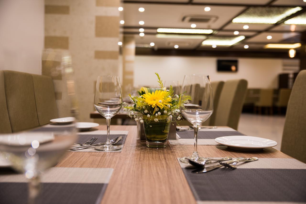 Hotel Grand Rio Nashik Dış mekan fotoğraf