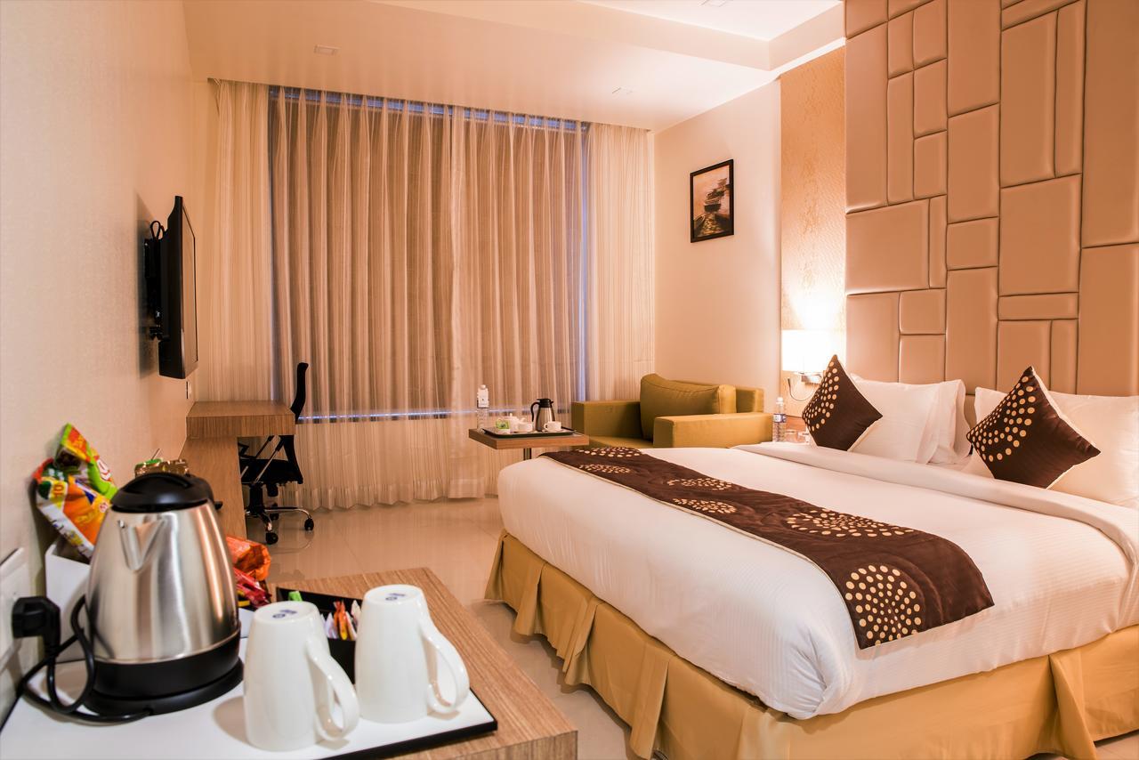 Hotel Grand Rio Nashik Dış mekan fotoğraf