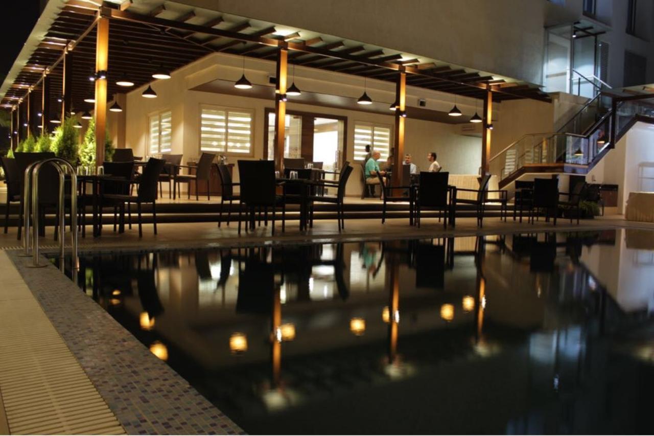 Hotel Grand Rio Nashik Dış mekan fotoğraf